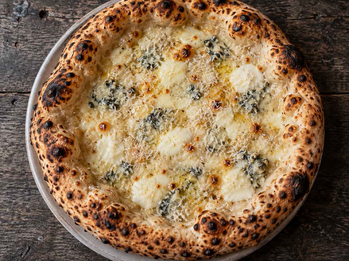Pica Quattro formaggi